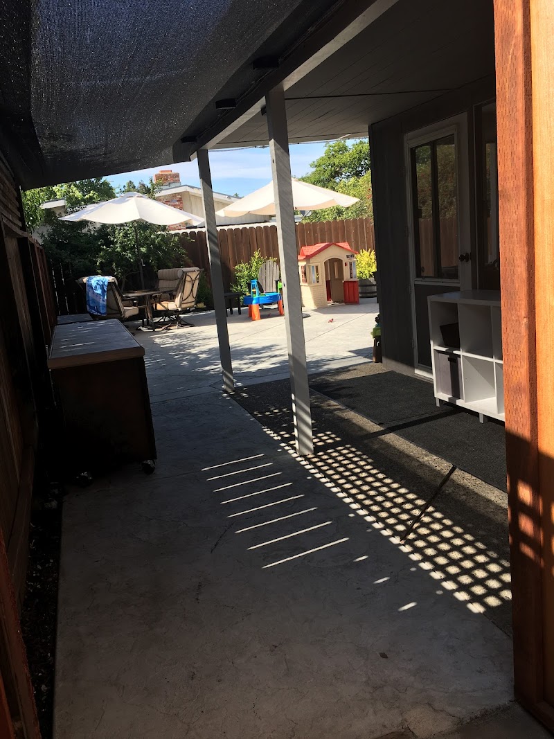 Roo & Lou's Place photo 2