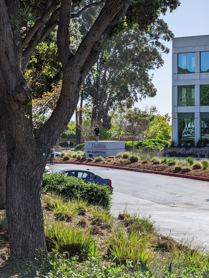Bayhill Office Centre photo 2