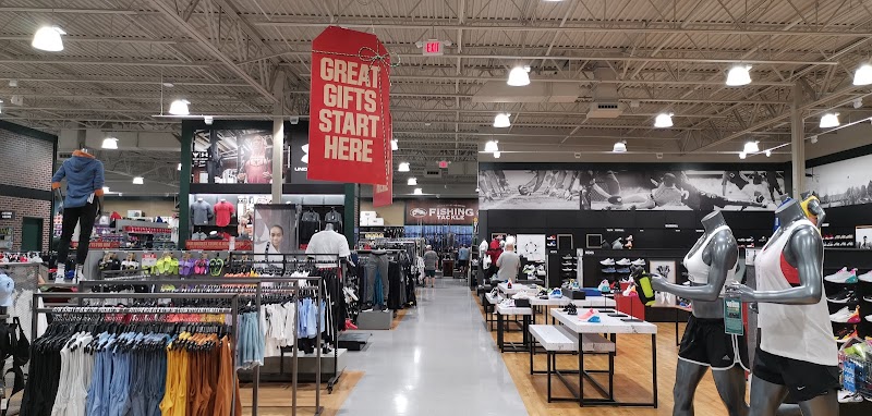 DICK'S Sporting Goods photo 3