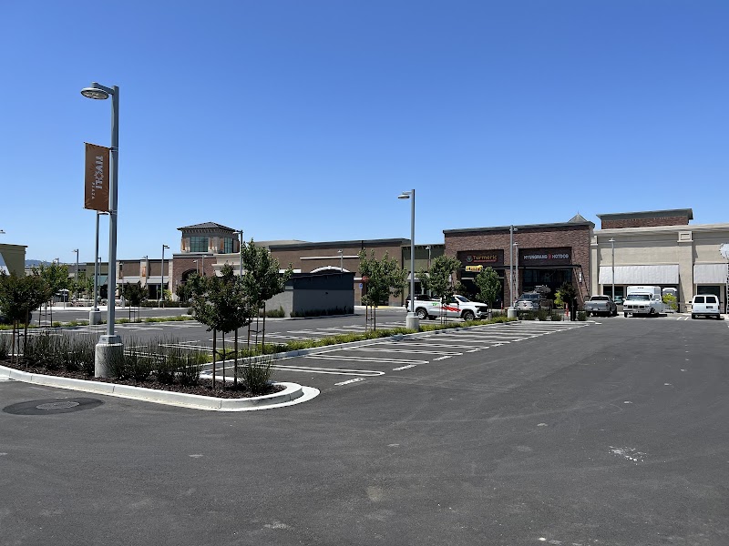 Tivoli Plaza photo 3