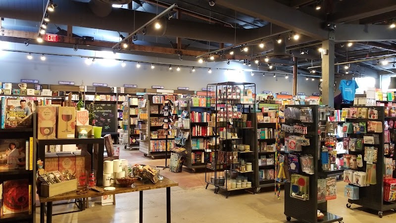 Changing Hands Bookstore photo 3