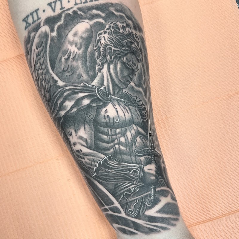 Photo of Beyond The Veil Tattoo & Piercing