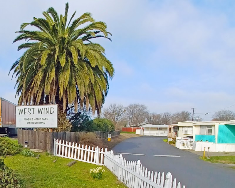 West Wind Mobile Home Park photo 3