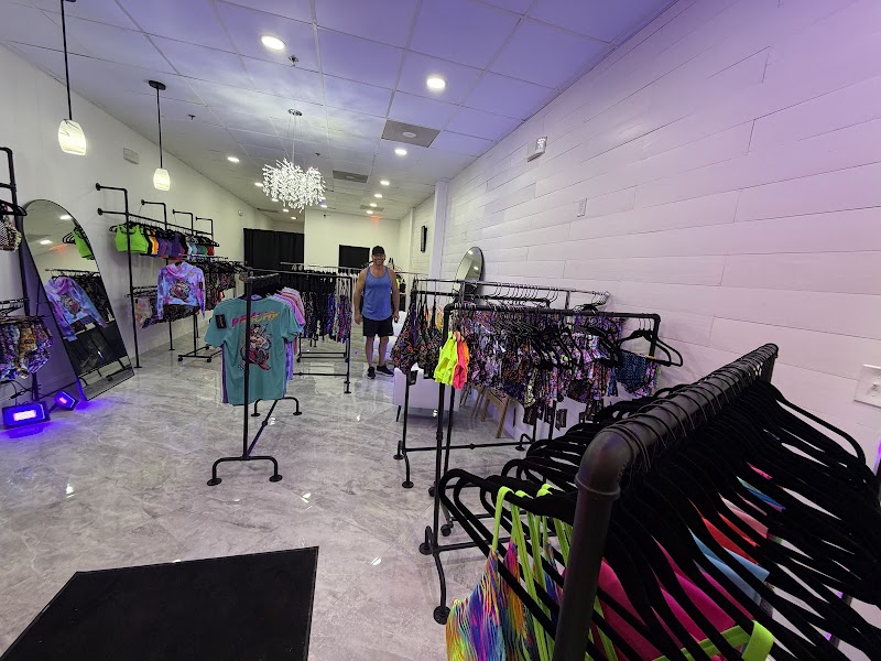 Peachy Athletic - Clearwater’s one and only athleticwear store for CrossFitters, athletes, and beach goers photo 2