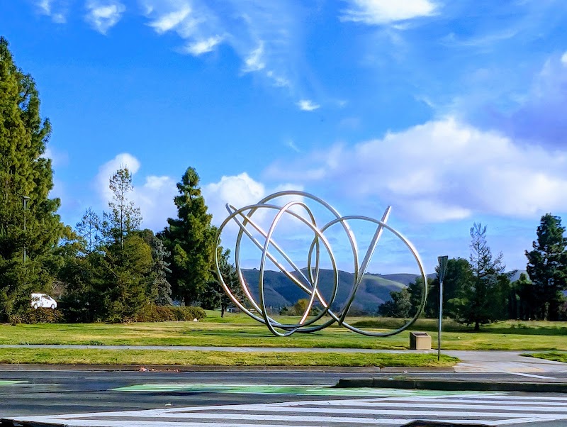 Unity Sculpture photo 5
