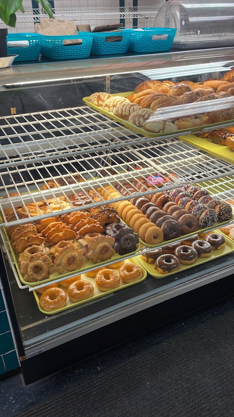Golden Bell Donuts photo 4