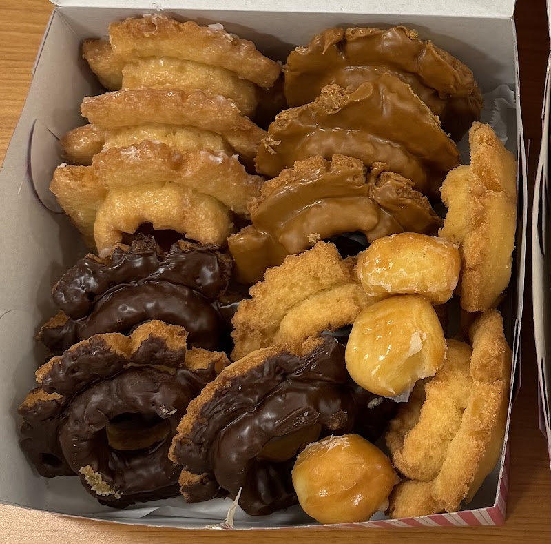 Golden Bell Donuts photo 3