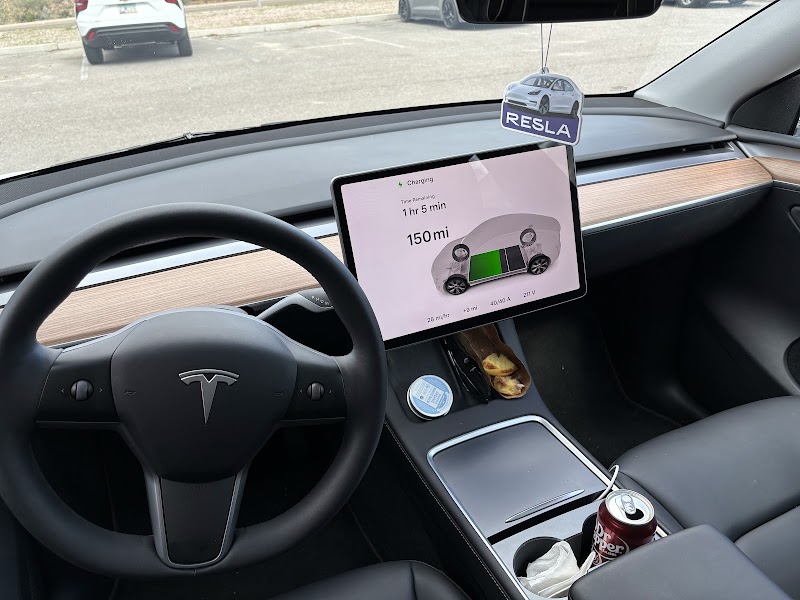 Tesla Destination Charger photo 3