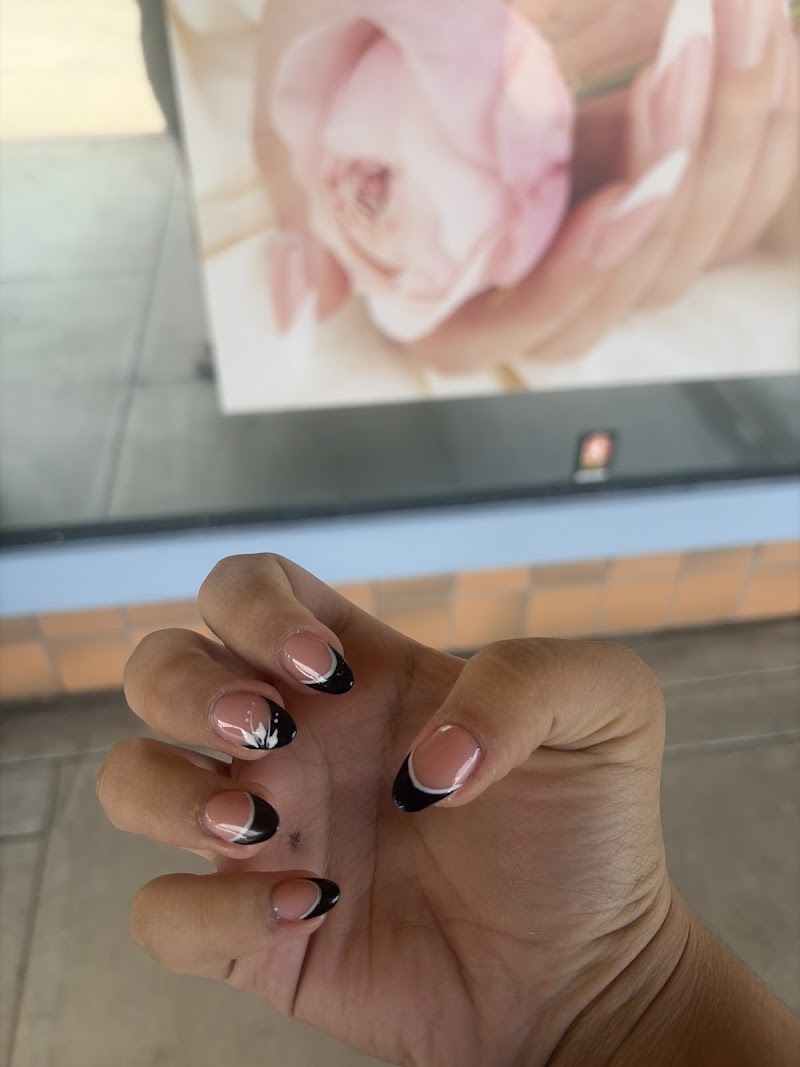 Stockton Nails Studio LLC photo 4