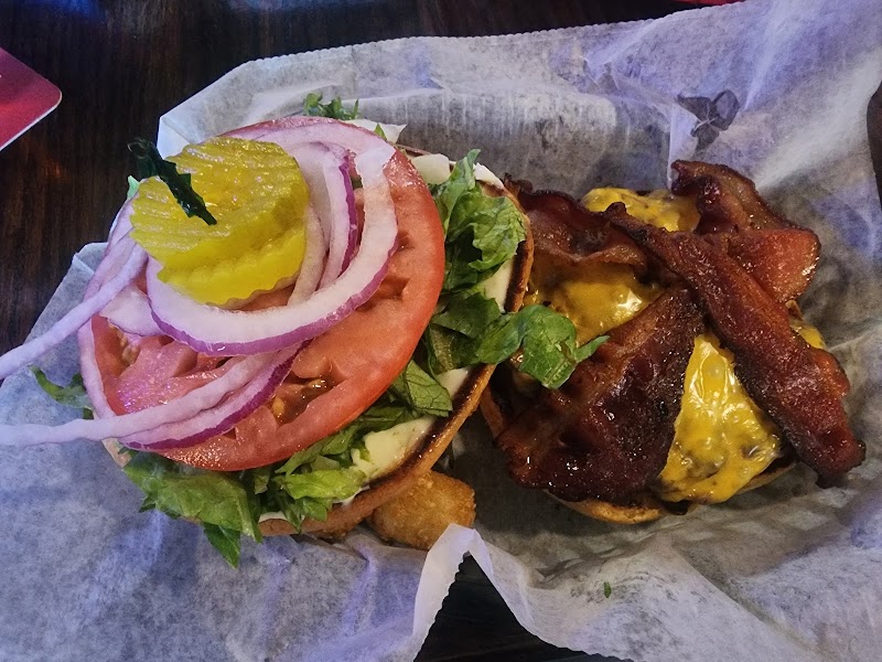 Showtown Bar & Grill photo 3