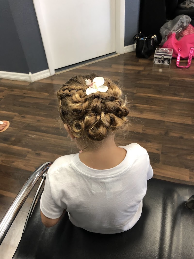 Shear Madness Hair photo 2