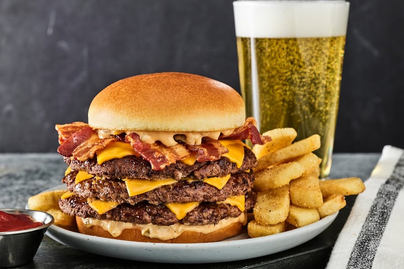 Red Robin Gourmet Burgers and Brews photo 2