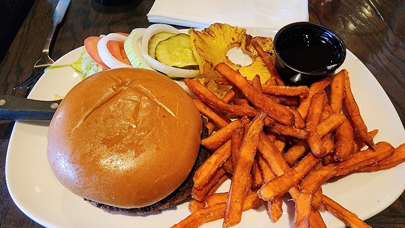 Red Robin Gourmet Burgers and Brews photo 4