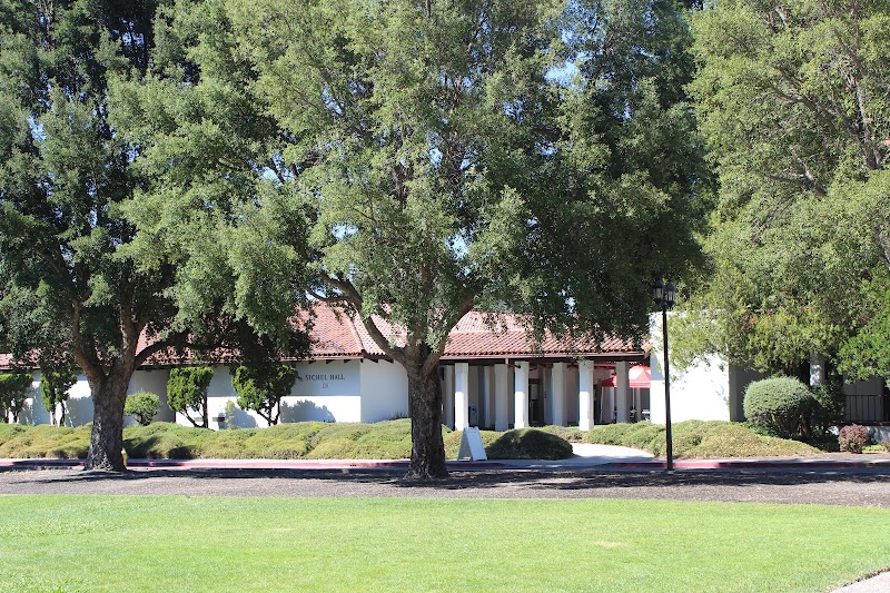 Saint Mary's College of California photo 4