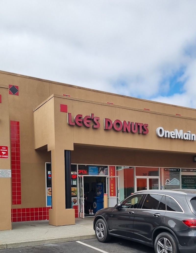 Photo of Lee's Donuts