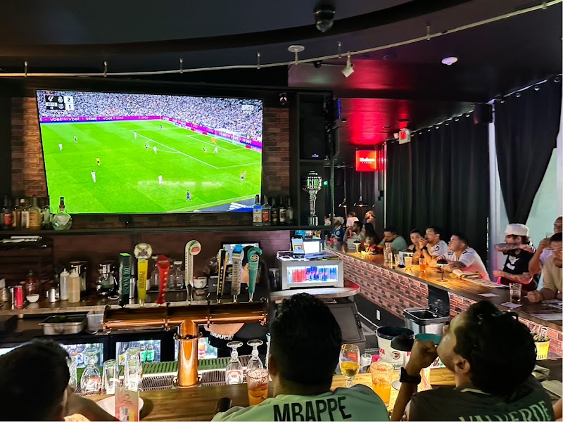 Photo of 305 Sports Bar