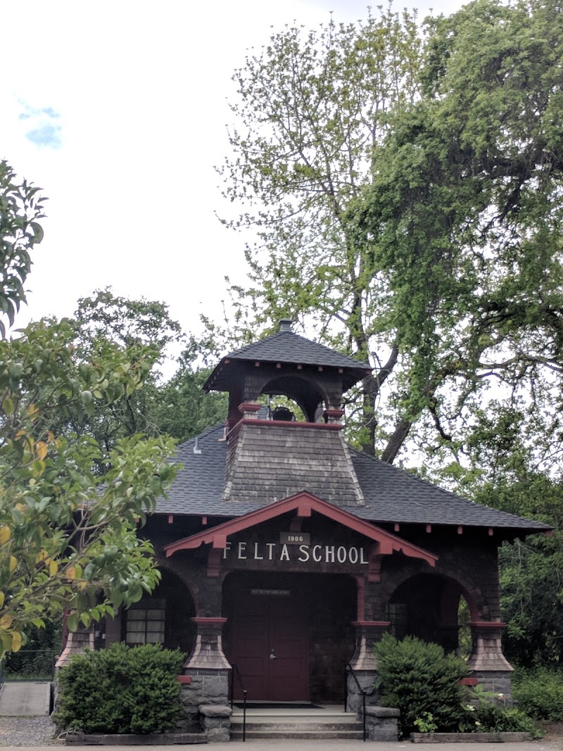 Old Felta Schoolhouse photo 2