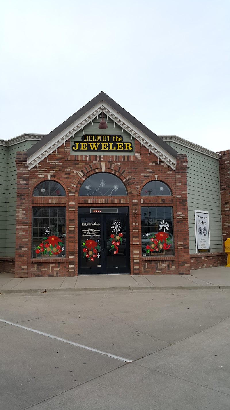 Photo of Helmut the Jeweler