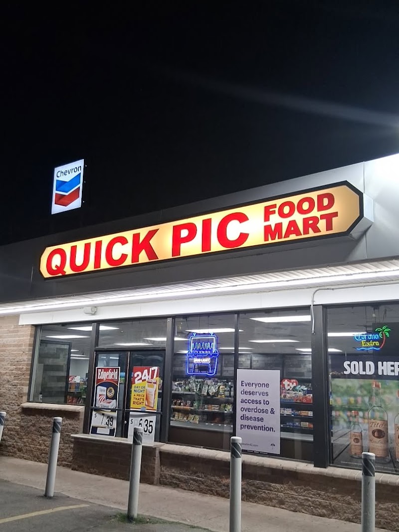 Quick Pic Market & Gas photo 5