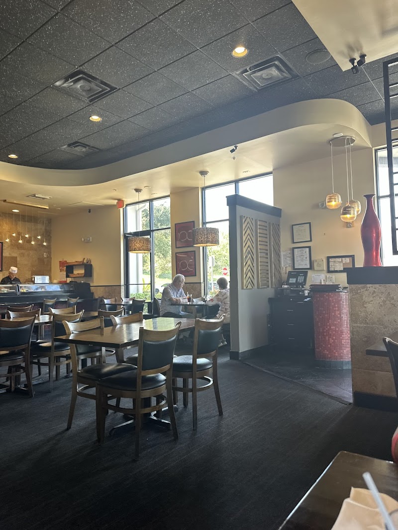 Akina Sushi & Asian Food Bistro photo 4