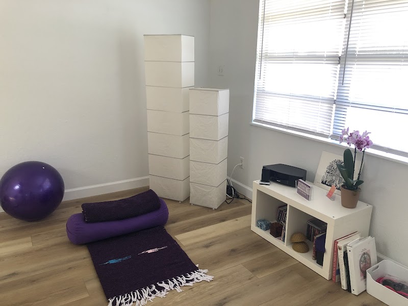 Katrin Elia Yoga photo 3