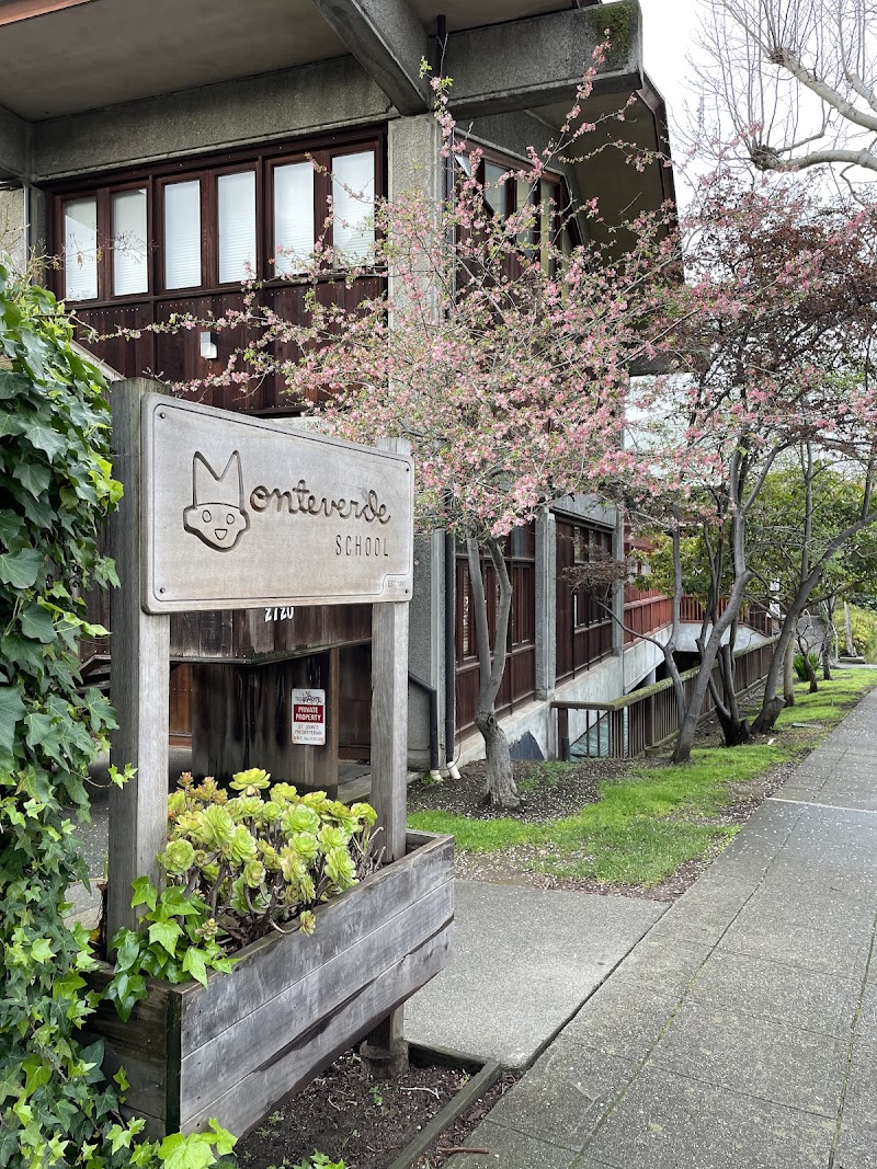 Photo of Monteverde School