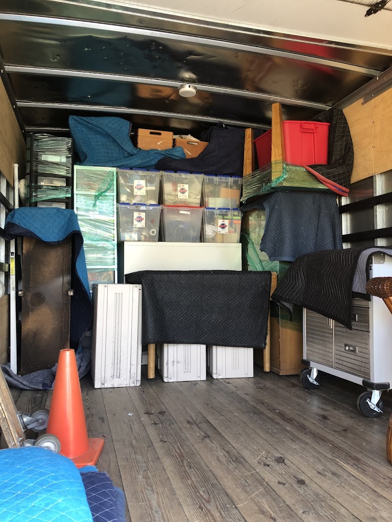 Penguin Moving And Portable Storage photo 3