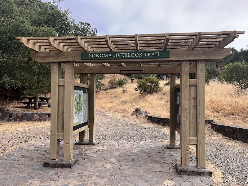 Sonoma Overlook Trail photo 3