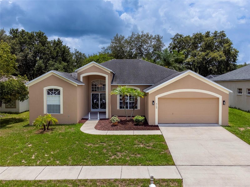 Jennifer Fieo Realtor | RE/MAX Realty Unlimited photo 3