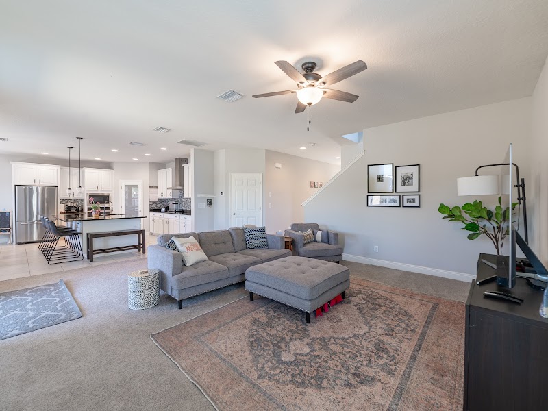 Jennifer Fieo Realtor | RE/MAX Realty Unlimited photo 4