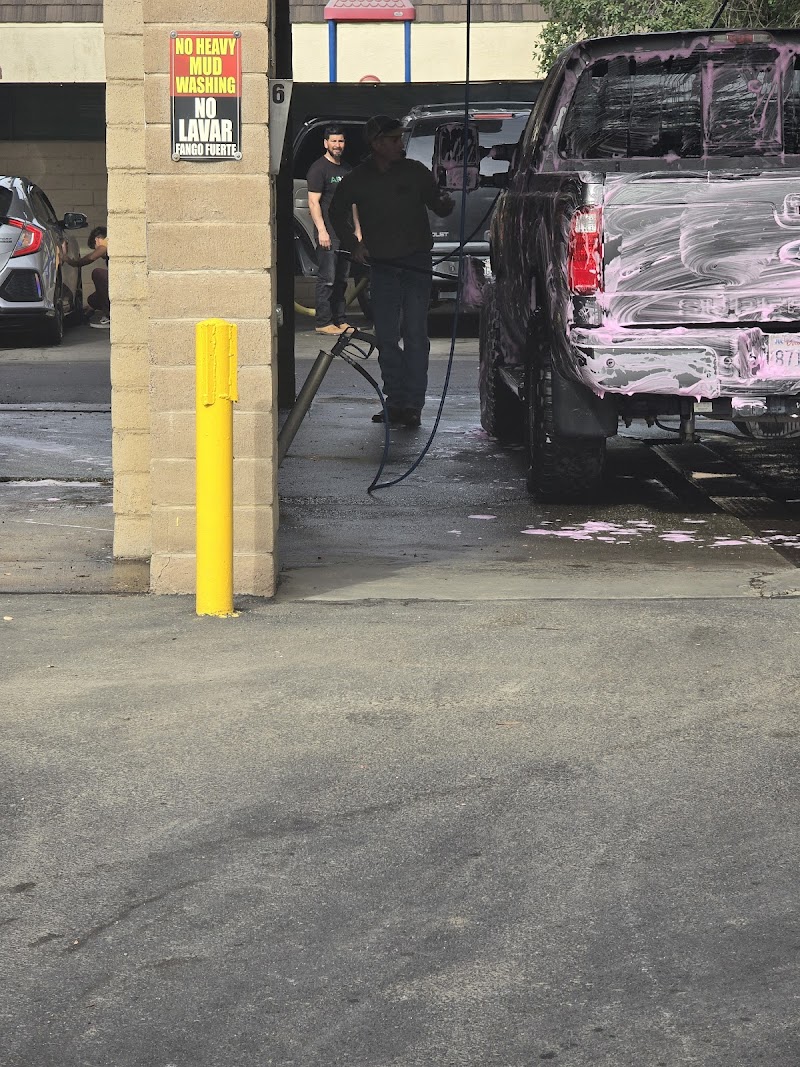 7 Flags Self Service Car Wash photo 3
