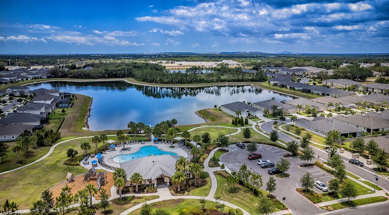 Soli Madera, Realtor - RE/MAX Realty Unlimited photo 3