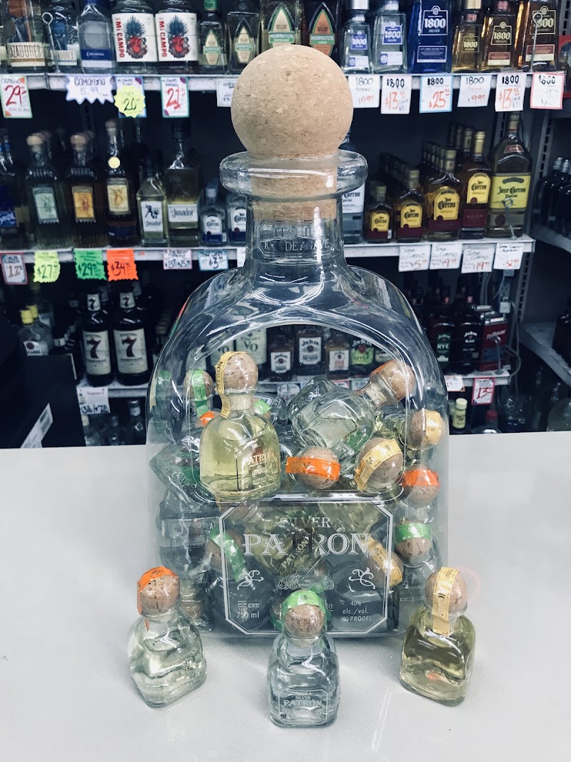 Jackson Liquor & Groceries photo 4