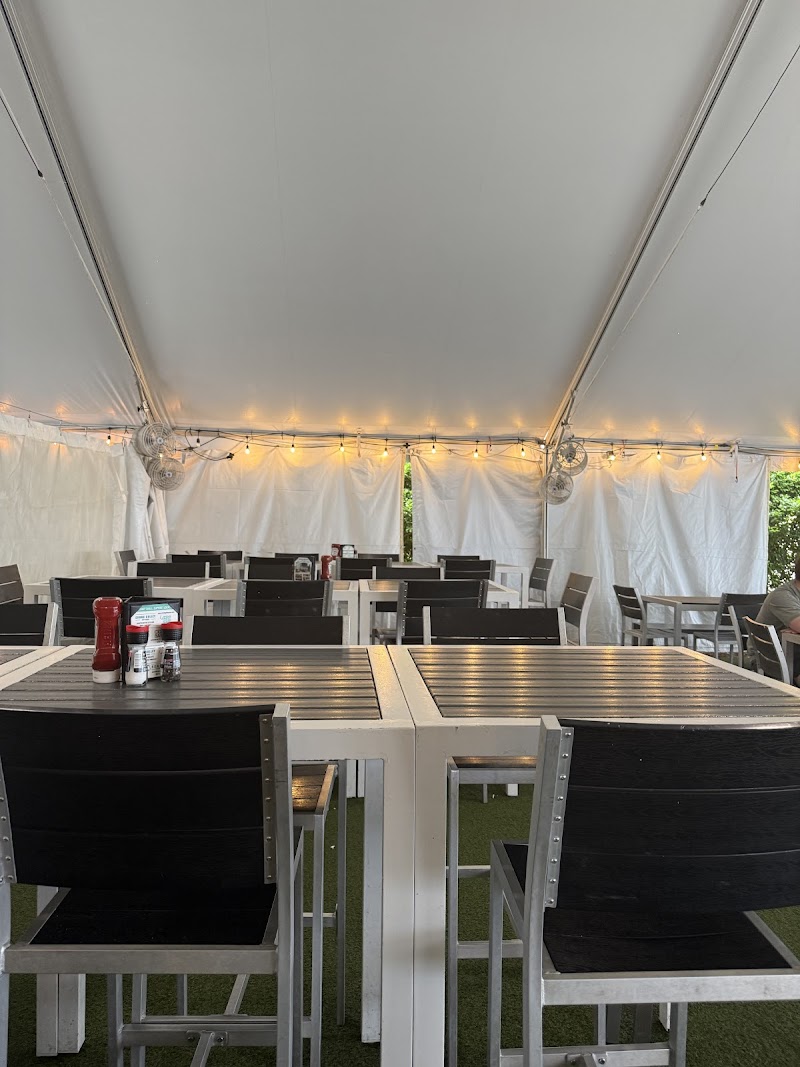Shunk Gulley Oyster Bar photo 5
