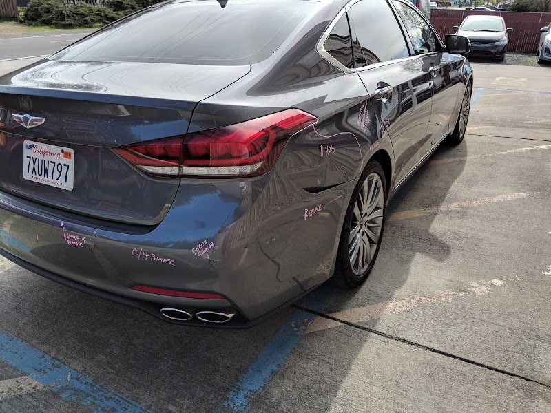 Oakley Collision Center photo 3