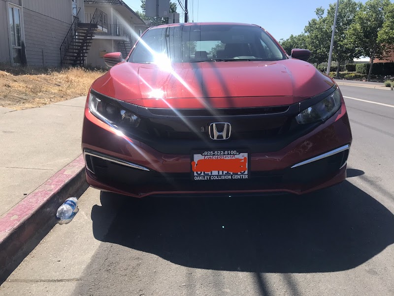 Oakley Collision Center photo 4