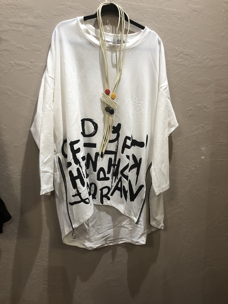 Saviz Boutique photo 3