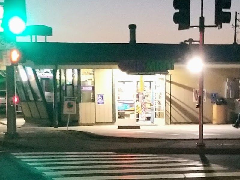 A & V Liquors & Grocery photo 2
