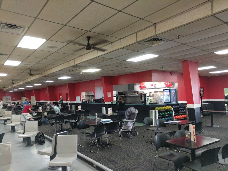 AMF Leesburg Lanes photo 3