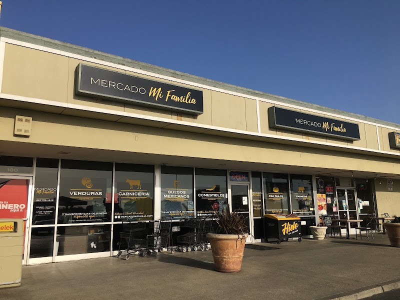 Photo of Mercado Mi Familia