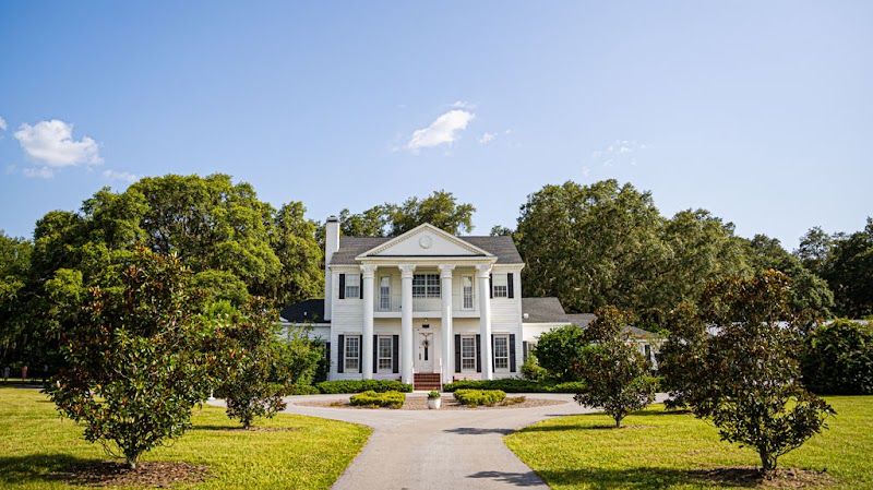 Photo of Legacy Lane Weddings