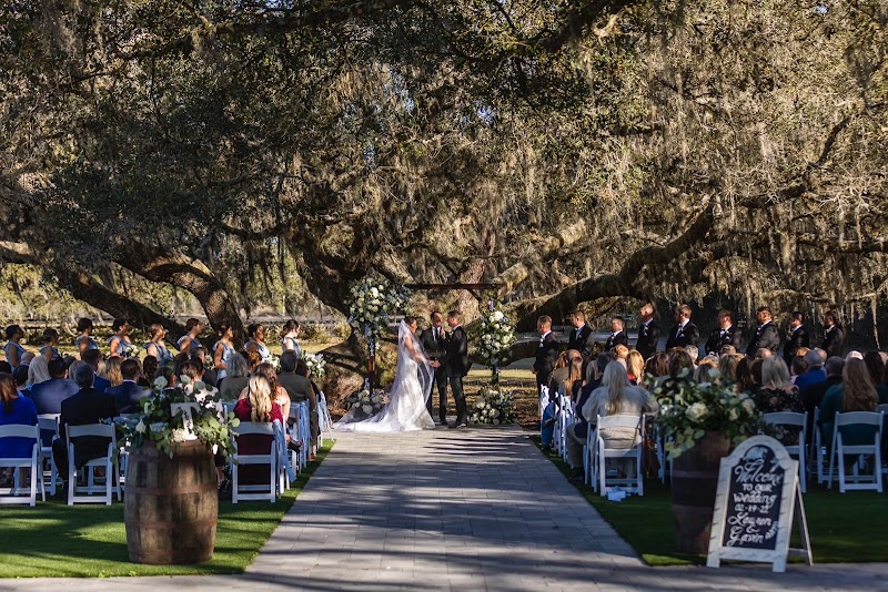 Legacy Lane Weddings photo 3