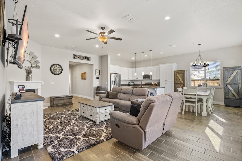 Heather E. Adams, REALTOR | Keller Williams photo 3
