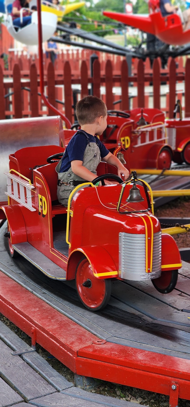 Little Amerricka Amusement Park photo 3