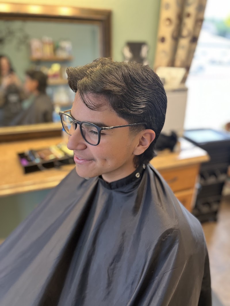 Photo of Salon Beyond