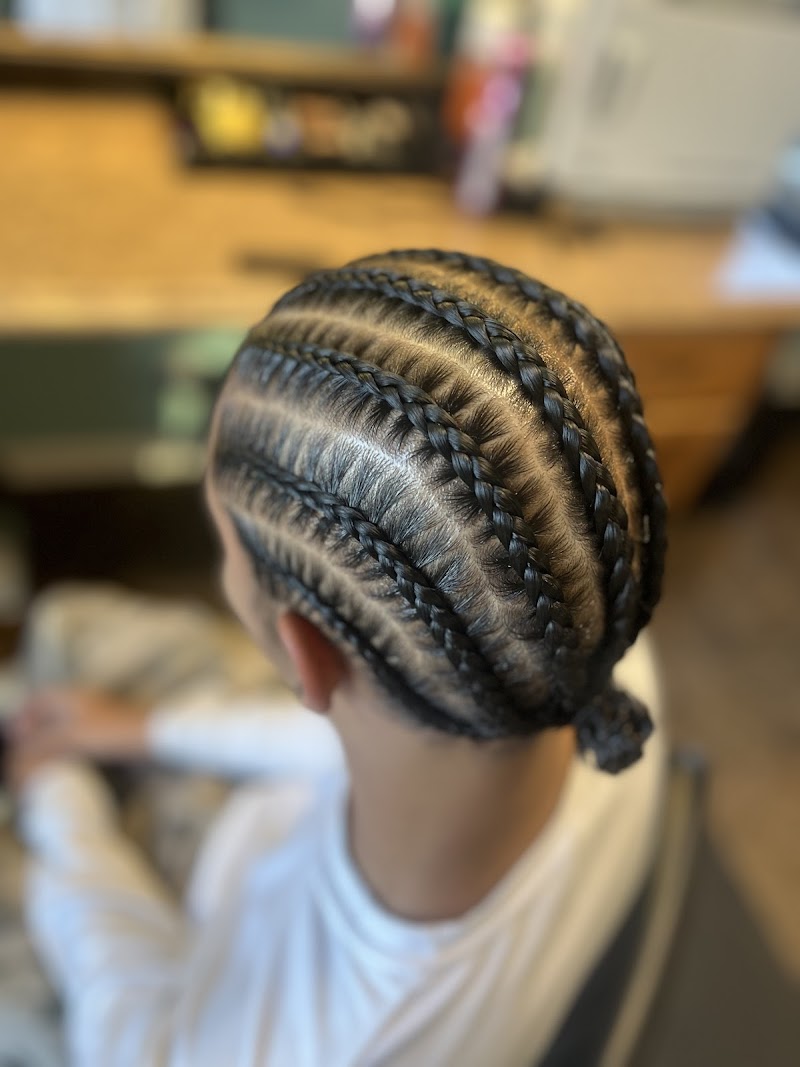 Salon Beyond photo 2