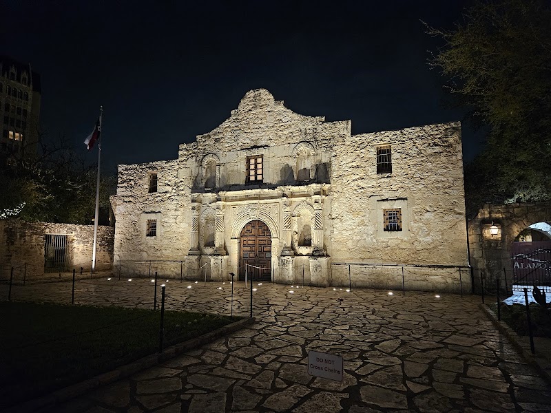 Photo of Old Mission San Antonio de Valero