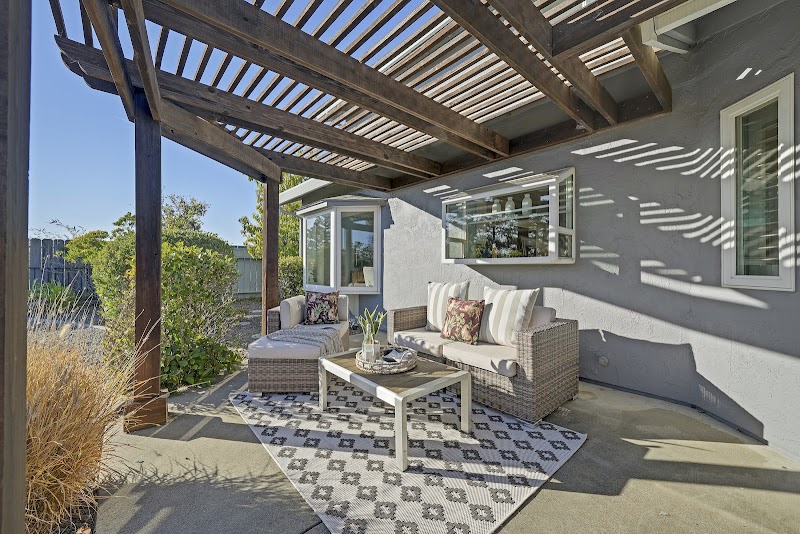 Domestique Real Estate powered by RE/MAX Gold photo 4