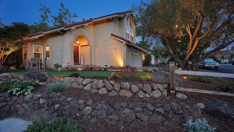 Domestique Real Estate powered by RE/MAX Gold photo 5