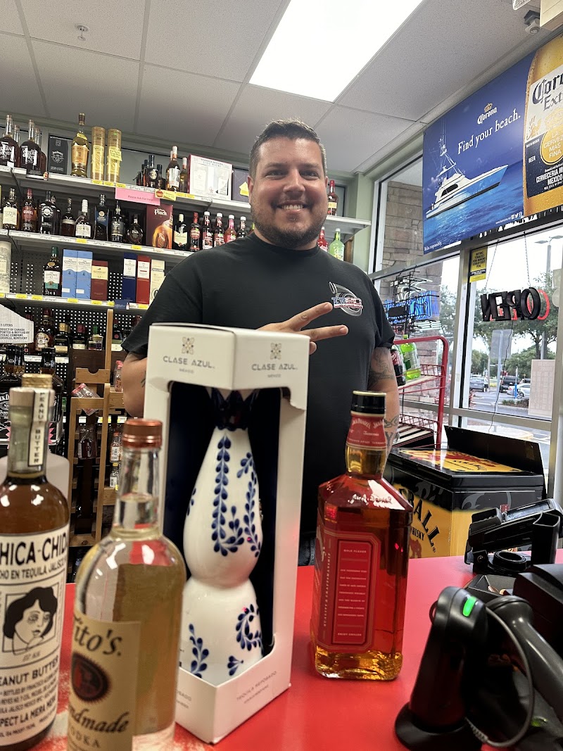 Avalon Liquors photo 5
